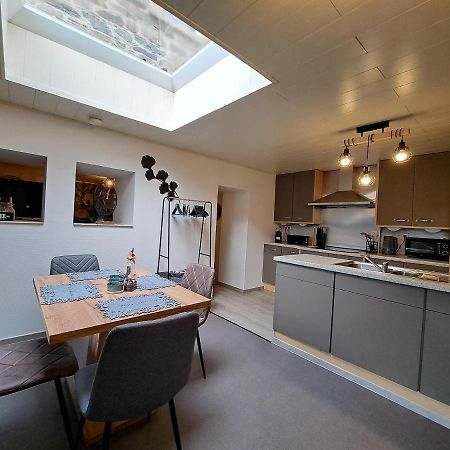 Aux Champs Des Cloches Appartement Houffalize Buitenkant foto